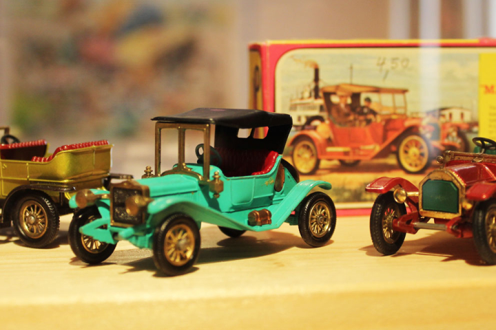 Oldtimer in der Ausstellung